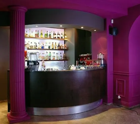 Vanilla Hotel 3*